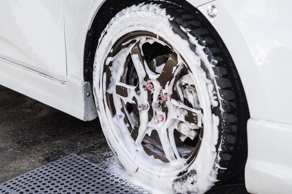 The Ultimate Guide to Exterior Wheel Cleaning